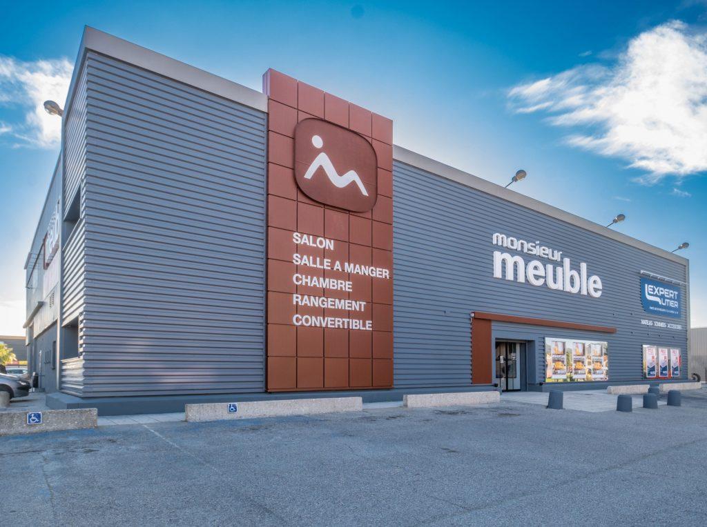 Magasin de meuble